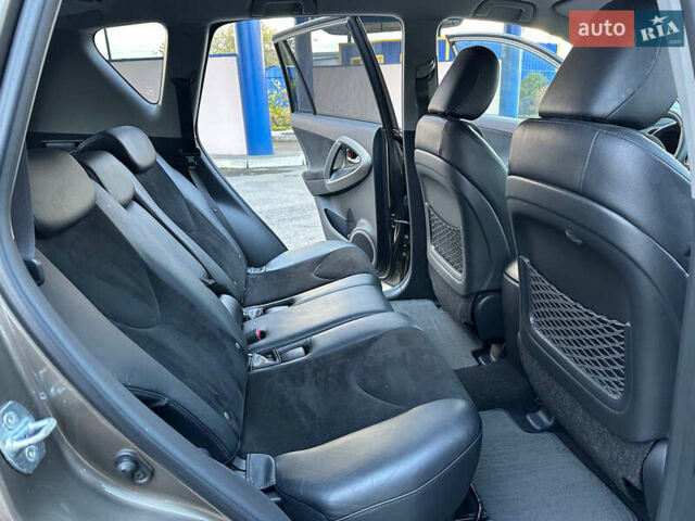 Коричневый Тойота РАВ 4, объемом двигателя 2 л и пробегом 67 тыс. км за 14800 $, фото 23 на Automoto.ua