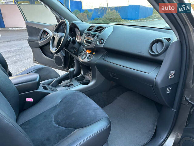 Коричневый Тойота РАВ 4, объемом двигателя 2 л и пробегом 67 тыс. км за 14800 $, фото 26 на Automoto.ua