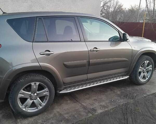 Коричневый Тойота РАВ 4, объемом двигателя 2.23 л и пробегом 250 тыс. км за 13500 $, фото 3 на Automoto.ua