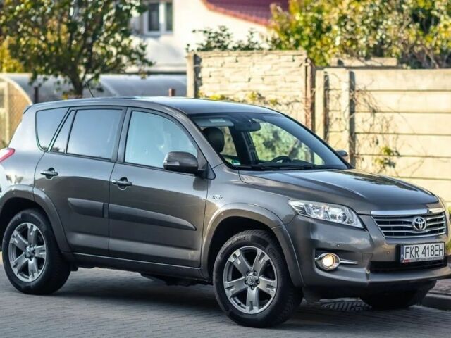 Коричневый Тойота РАВ 4, объемом двигателя 2.2 л и пробегом 187 тыс. км за 8100 $, фото 4 на Automoto.ua