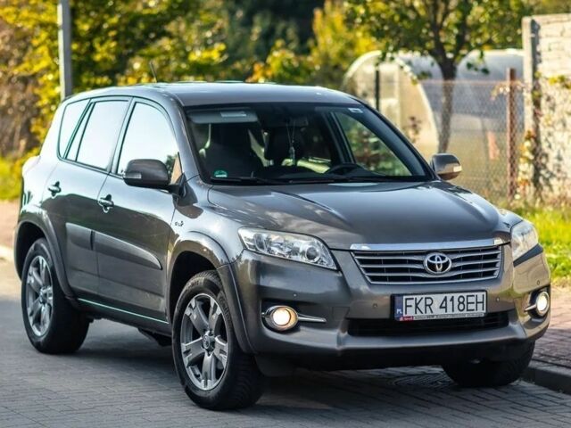 Коричневый Тойота РАВ 4, объемом двигателя 2.2 л и пробегом 187 тыс. км за 8100 $, фото 1 на Automoto.ua