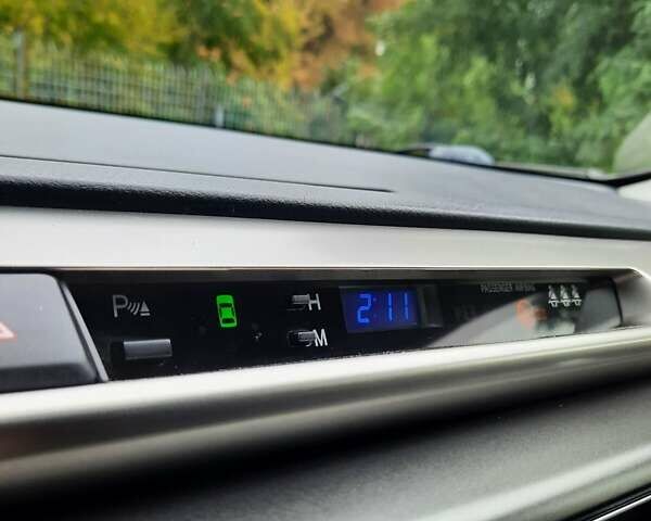 Коричневий Тойота РАВ 4, об'ємом двигуна 2.23 л та пробігом 183 тис. км за 16500 $, фото 74 на Automoto.ua