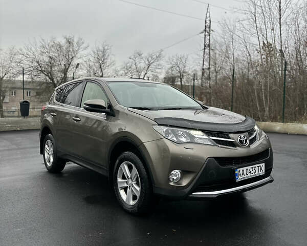 Коричневый Тойота РАВ 4, объемом двигателя 2.23 л и пробегом 185 тыс. км за 16700 $, фото 2 на Automoto.ua