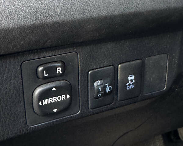 Коричневый Тойота РАВ 4, объемом двигателя 2.23 л и пробегом 140 тыс. км за 8999 $, фото 10 на Automoto.ua