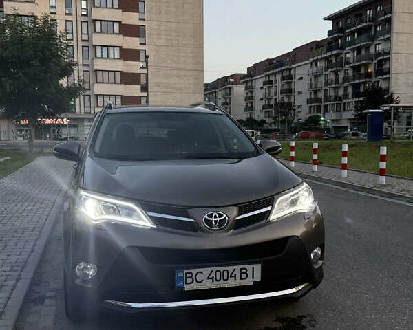 Коричневый Тойота РАВ 4, объемом двигателя 2.23 л и пробегом 198 тыс. км за 19000 $, фото 1 на Automoto.ua