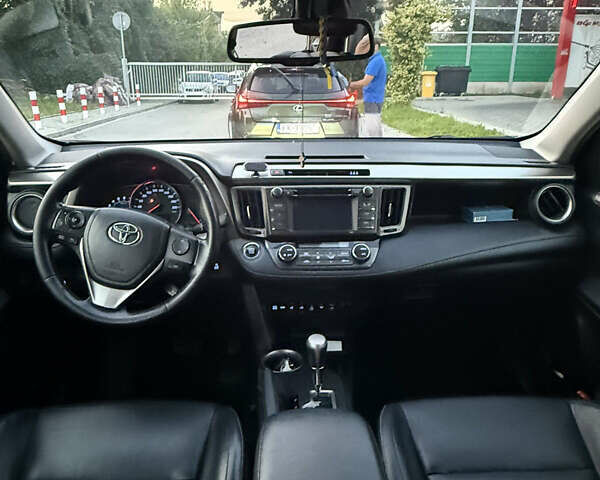 Коричневый Тойота РАВ 4, объемом двигателя 2.23 л и пробегом 198 тыс. км за 19000 $, фото 7 на Automoto.ua