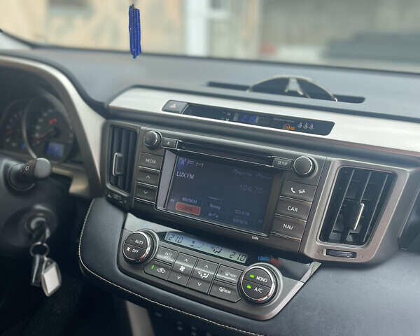 Коричневый Тойота РАВ 4, объемом двигателя 2.23 л и пробегом 182 тыс. км за 16900 $, фото 9 на Automoto.ua