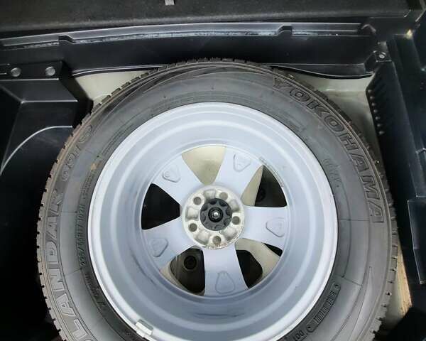 Коричневий Тойота РАВ 4, об'ємом двигуна 2.23 л та пробігом 183 тис. км за 16500 $, фото 20 на Automoto.ua