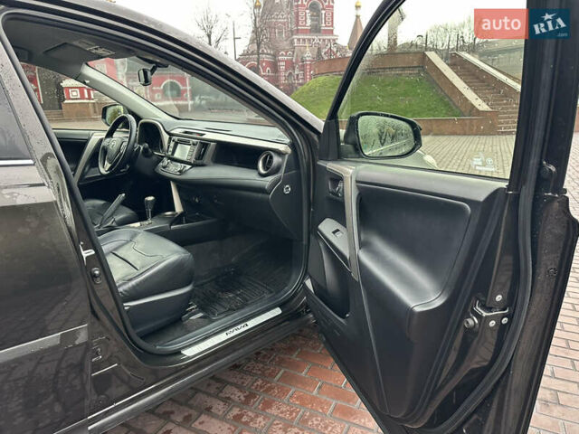 Коричневий Тойота РАВ 4, об'ємом двигуна 2 л та пробігом 189 тис. км за 15999 $, фото 20 на Automoto.ua