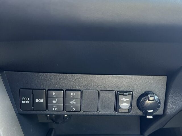 Коричневий Тойота РАВ 4, об'ємом двигуна 2 л та пробігом 186 тис. км за 16000 $, фото 8 на Automoto.ua