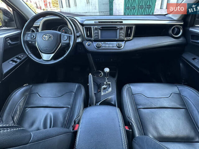 Коричневий Тойота РАВ 4, об'ємом двигуна 2 л та пробігом 186 тис. км за 17300 $, фото 16 на Automoto.ua