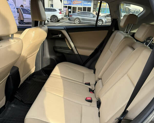 Коричневый Тойота РАВ 4, объемом двигателя 2.23 л и пробегом 147 тыс. км за 16200 $, фото 14 на Automoto.ua