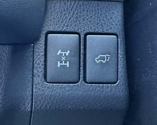 Коричневий Тойота РАВ 4, об'ємом двигуна 2 л та пробігом 186 тис. км за 17300 $, фото 24 на Automoto.ua