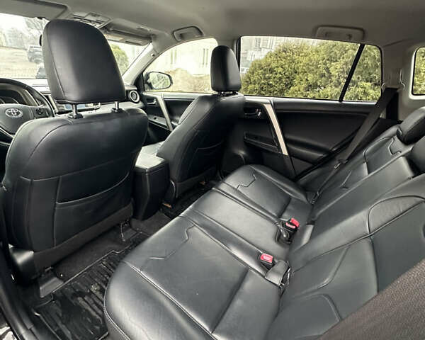 Коричневий Тойота РАВ 4, об'ємом двигуна 2 л та пробігом 189 тис. км за 15999 $, фото 12 на Automoto.ua