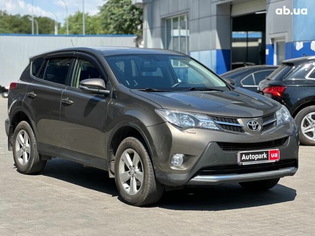 Коричневый Тойота РАВ 4, объемом двигателя 2.2 л и пробегом 112 тыс. км за 20990 $, фото 2 на Automoto.ua