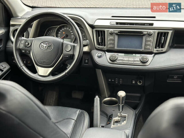 Коричневий Тойота РАВ 4, об'ємом двигуна 2 л та пробігом 189 тис. км за 15999 $, фото 26 на Automoto.ua