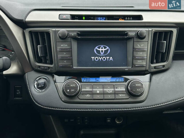 Коричневий Тойота РАВ 4, об'ємом двигуна 2 л та пробігом 189 тис. км за 15999 $, фото 28 на Automoto.ua