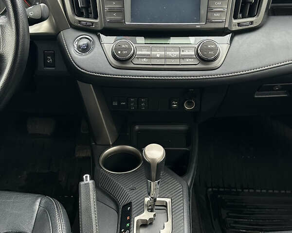 Коричневий Тойота РАВ 4, об'ємом двигуна 2 л та пробігом 189 тис. км за 15999 $, фото 27 на Automoto.ua