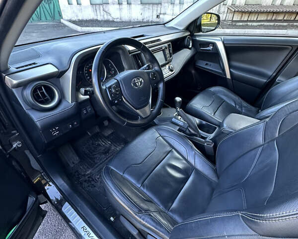 Коричневий Тойота РАВ 4, об'ємом двигуна 2 л та пробігом 186 тис. км за 17300 $, фото 7 на Automoto.ua