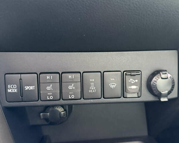 Коричневый Тойота РАВ 4, объемом двигателя 2.23 л и пробегом 147 тыс. км за 16200 $, фото 11 на Automoto.ua