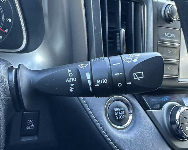 Коричневий Тойота РАВ 4, об'ємом двигуна 2 л та пробігом 186 тис. км за 17300 $, фото 28 на Automoto.ua