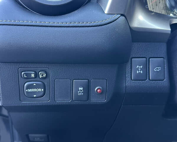 Коричневий Тойота РАВ 4, об'ємом двигуна 2 л та пробігом 186 тис. км за 17300 $, фото 23 на Automoto.ua