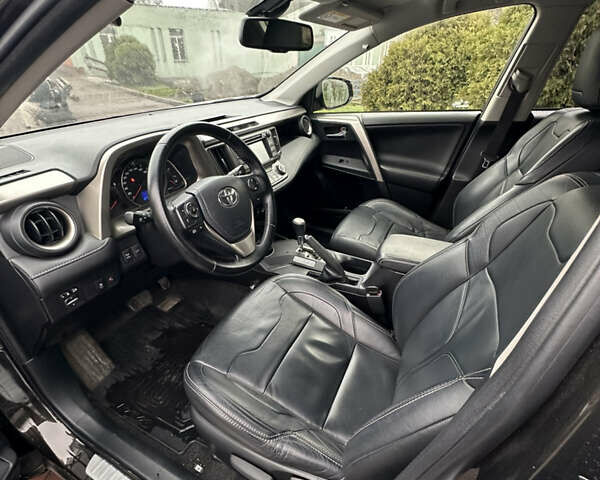 Коричневий Тойота РАВ 4, об'ємом двигуна 2 л та пробігом 189 тис. км за 15999 $, фото 9 на Automoto.ua