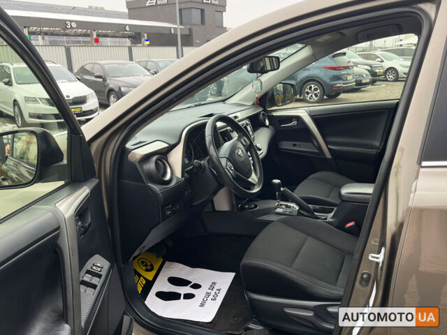 Коричневий Тойота РАВ 4, об'ємом двигуна 2.2 л та пробігом 176 тис. км за 18900 $, фото 8 на Automoto.ua