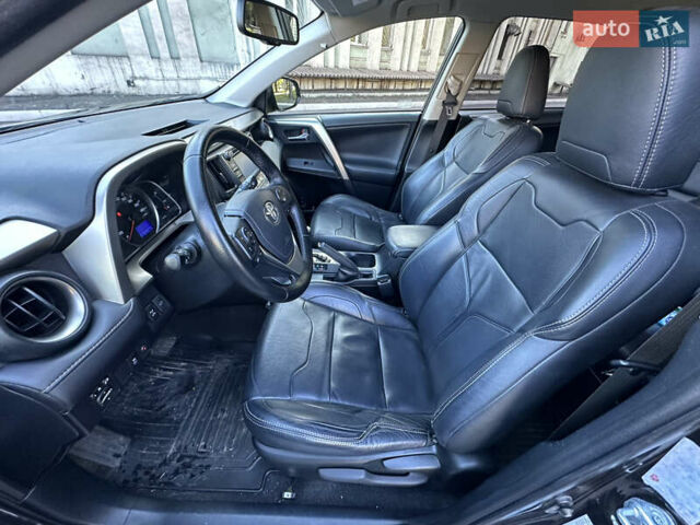 Коричневий Тойота РАВ 4, об'ємом двигуна 2 л та пробігом 186 тис. км за 17300 $, фото 8 на Automoto.ua