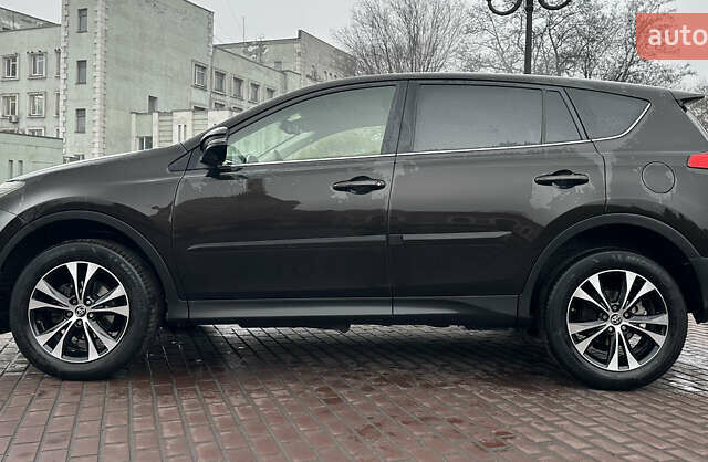 Коричневий Тойота РАВ 4, об'ємом двигуна 2 л та пробігом 189 тис. км за 15999 $, фото 8 на Automoto.ua