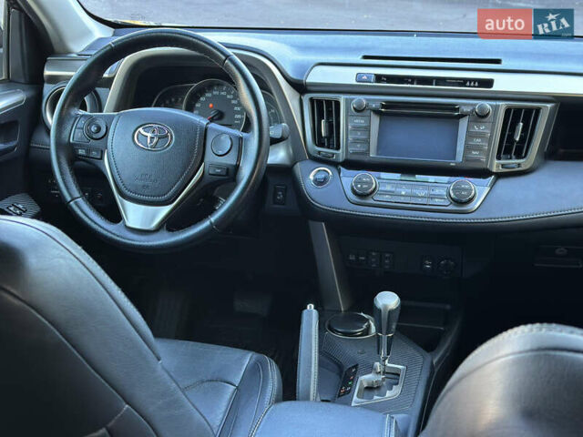 Коричневий Тойота РАВ 4, об'ємом двигуна 2 л та пробігом 186 тис. км за 17300 $, фото 17 на Automoto.ua