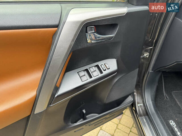 Коричневый Тойота РАВ 4, объемом двигателя 2.5 л и пробегом 147 тыс. км за 23000 $, фото 33 на Automoto.ua