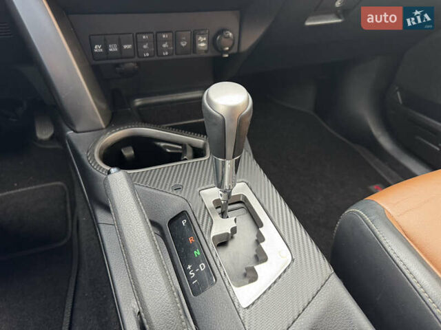 Коричневый Тойота РАВ 4, объемом двигателя 2.5 л и пробегом 147 тыс. км за 23000 $, фото 25 на Automoto.ua