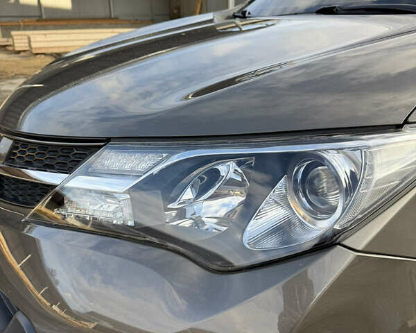 Коричневый Тойота РАВ 4, объемом двигателя 2.23 л и пробегом 211 тыс. км за 18300 $, фото 17 на Automoto.ua