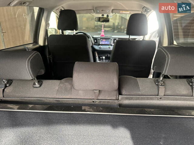 Тойота РАВ 4 2016 в Днепре (Днепропетровске) на Automoto.ua Коричневый Тойота РАВ 4, объемом двигателя 2.23 л и пробегом 178 тыс. км за 22000 $, фото 10 на Automoto.ua