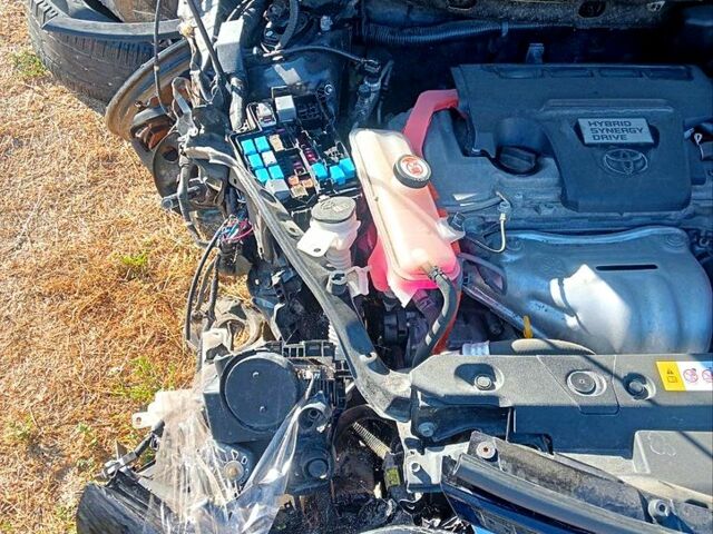 Тойота РАВ 4 2016 в Николаеве на Automoto.ua Коричневый Тойота РАВ 4, объемом двигателя 2.5 л и пробегом 180 тыс. км за 11000 $, фото 4 на Automoto.ua