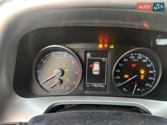 Тойота РАВ 4 2016 в Днепре (Днепропетровске) на Automoto.ua Коричневый Тойота РАВ 4, объемом двигателя 2.23 л и пробегом 178 тыс. км за 22000 $, фото 2 на Automoto.ua