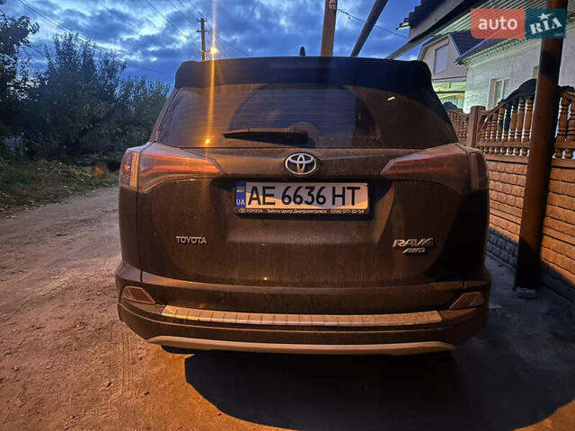 Тойота РАВ 4 2016 в Днепре (Днепропетровске) на Automoto.ua Коричневый Тойота РАВ 4, объемом двигателя 2.23 л и пробегом 178 тыс. км за 22000 $, фото 1 на Automoto.ua