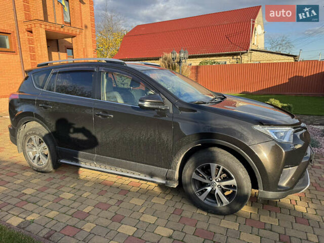 Коричневый Тойота РАВ 4, объемом двигателя 2.23 л и пробегом 133 тыс. км за 21000 $, фото 2 на Automoto.ua