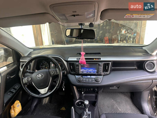 Тойота РАВ 4 2016 в Днепре (Днепропетровске) на Automoto.ua Коричневый Тойота РАВ 4, объемом двигателя 2.23 л и пробегом 178 тыс. км за 22000 $, фото 3 на Automoto.ua