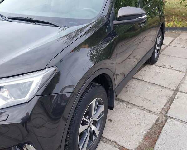 Коричневый Тойота РАВ 4, объемом двигателя 2 л и пробегом 124 тыс. км за 18000 $, фото 1 на Automoto.ua