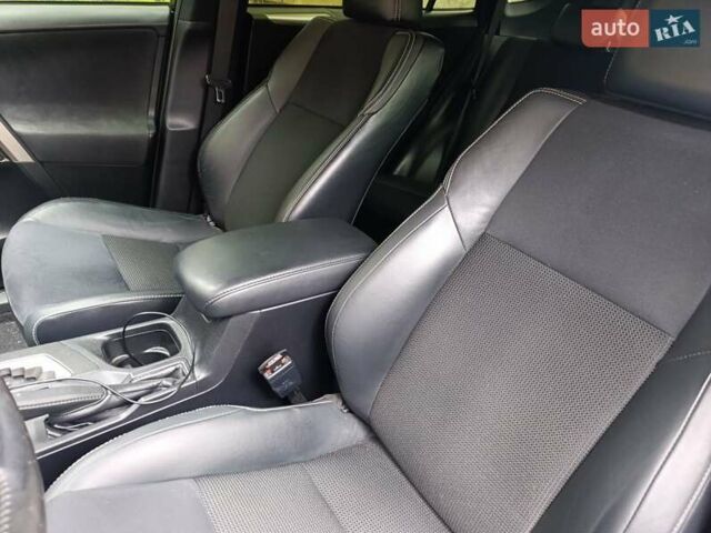 Коричневый Тойота РАВ 4, объемом двигателя 2 л и пробегом 139 тыс. км за 21500 $, фото 1 на Automoto.ua