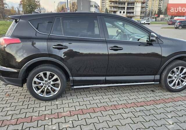 Коричневий Тойота РАВ 4, об'ємом двигуна 1.99 л та пробігом 202 тис. км за 15000 $, фото 3 на Automoto.ua