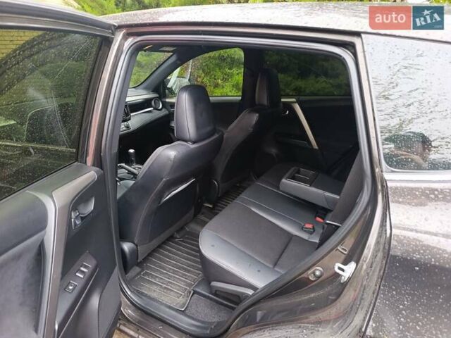 Коричневый Тойота РАВ 4, объемом двигателя 2 л и пробегом 139 тыс. км за 21500 $, фото 3 на Automoto.ua