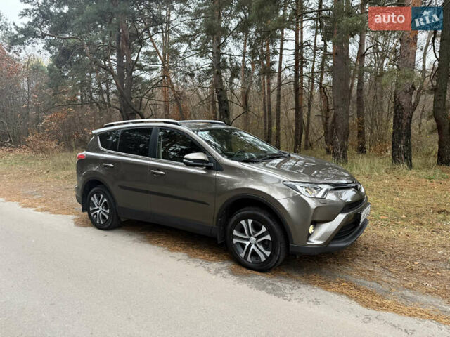 Коричневый Тойота РАВ 4, объемом двигателя 1.99 л и пробегом 67 тыс. км за 22800 $, фото 1 на Automoto.ua