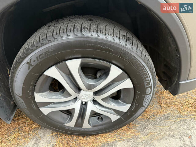 Коричневый Тойота РАВ 4, объемом двигателя 1.99 л и пробегом 67 тыс. км за 22800 $, фото 22 на Automoto.ua