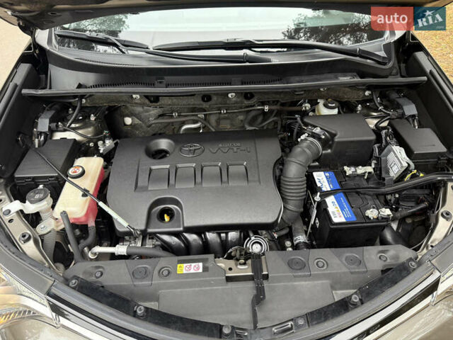 Коричневый Тойота РАВ 4, объемом двигателя 1.99 л и пробегом 67 тыс. км за 22800 $, фото 20 на Automoto.ua