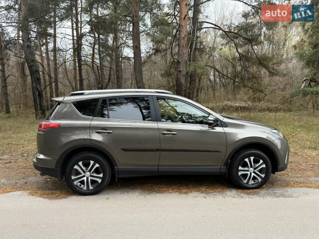 Коричневый Тойота РАВ 4, объемом двигателя 1.99 л и пробегом 67 тыс. км за 22800 $, фото 2 на Automoto.ua