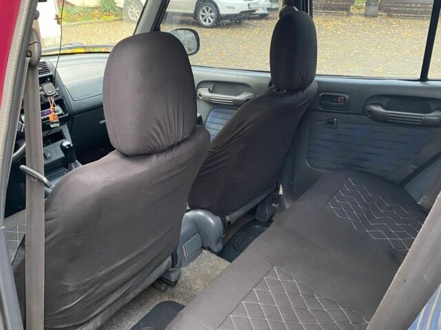 Красный Тойота РАВ 4, объемом двигателя 2 л и пробегом 440 тыс. км за 6300 $, фото 3 на Automoto.ua