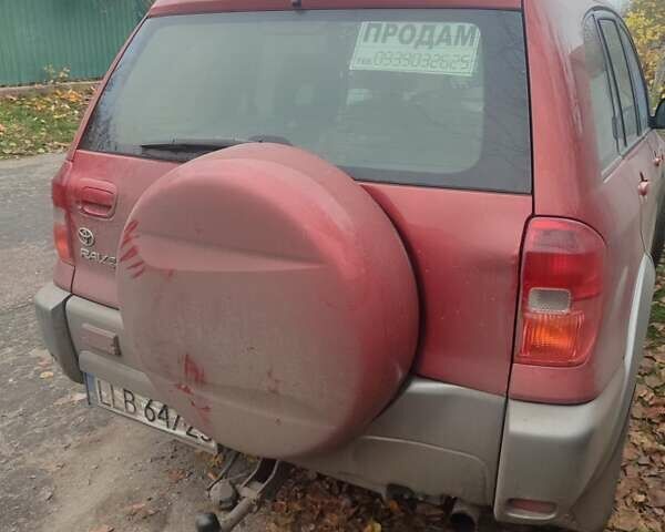 Красный Тойота РАВ 4, объемом двигателя 2 л и пробегом 370 тыс. км за 3500 $, фото 3 на Automoto.ua